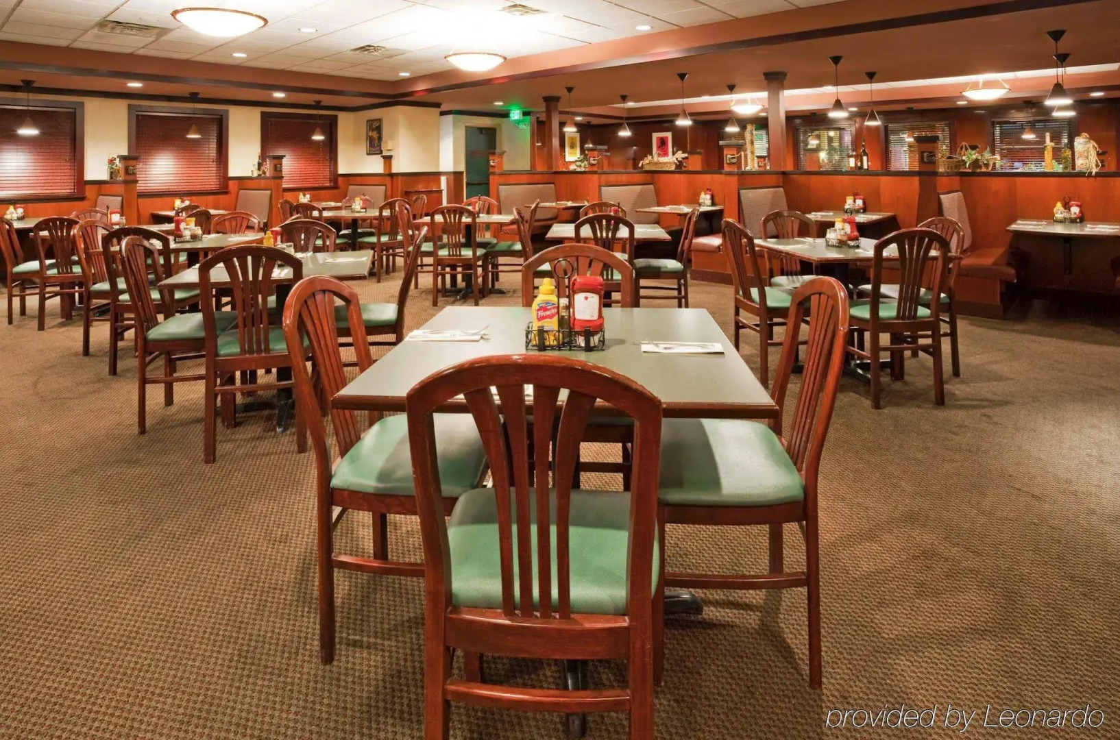 Holiday Inn Bloomington Airport South Mall Area by IHG