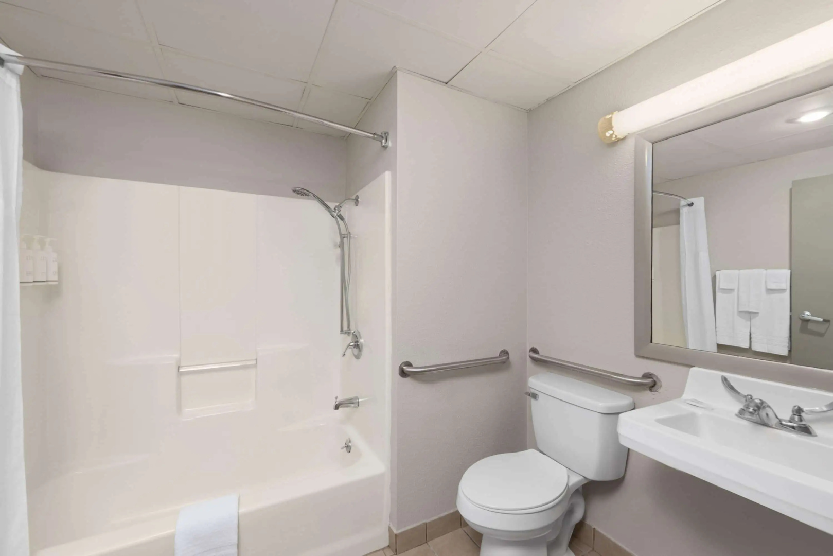 Days Inn by Wyndham Carthage