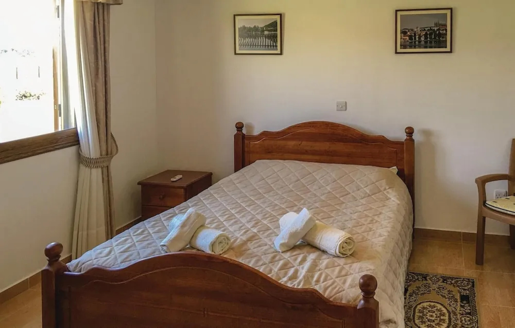 Beautiful Home in Maroni Lamaka With Wifi and 4 Bedrooms