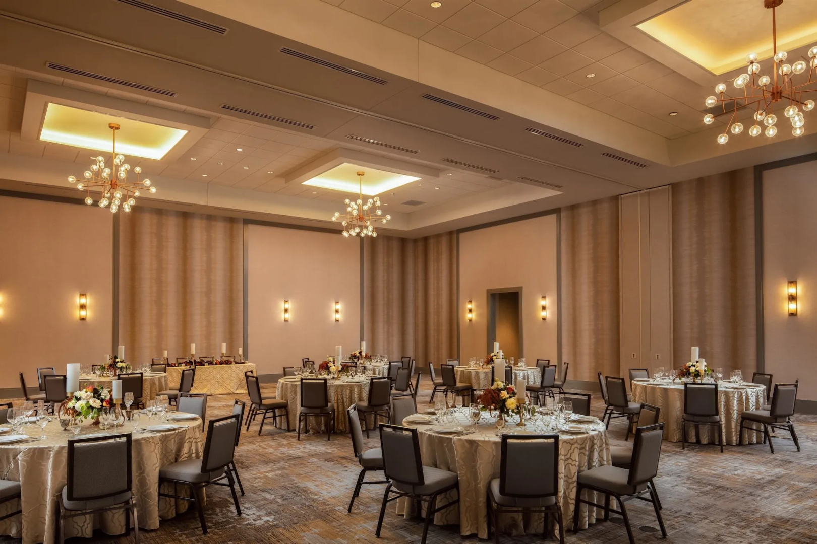 Embassy Suites by Hilton South Bend at Notre Dame