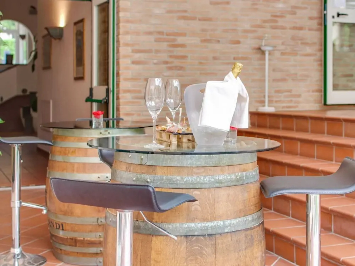 Family Escape With Pools and Sauna