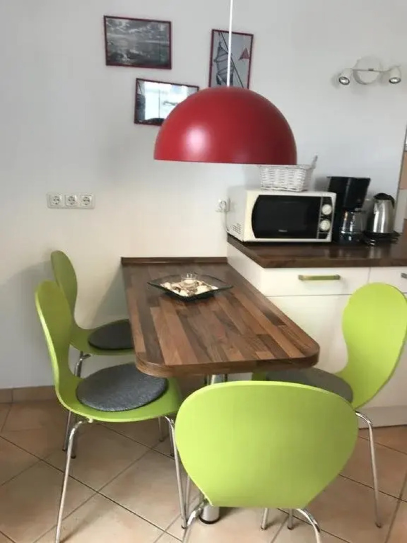 Die Sailor Huser sterstrae