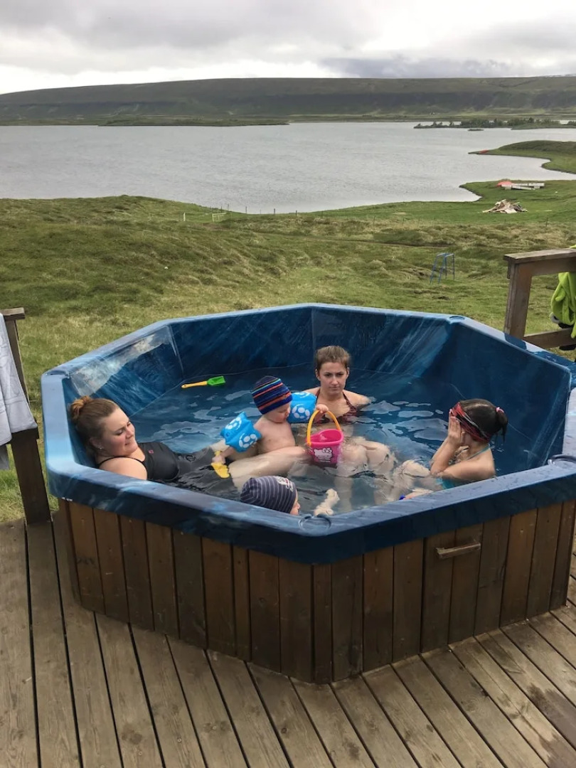 Vestmannsvatn Guesthouse