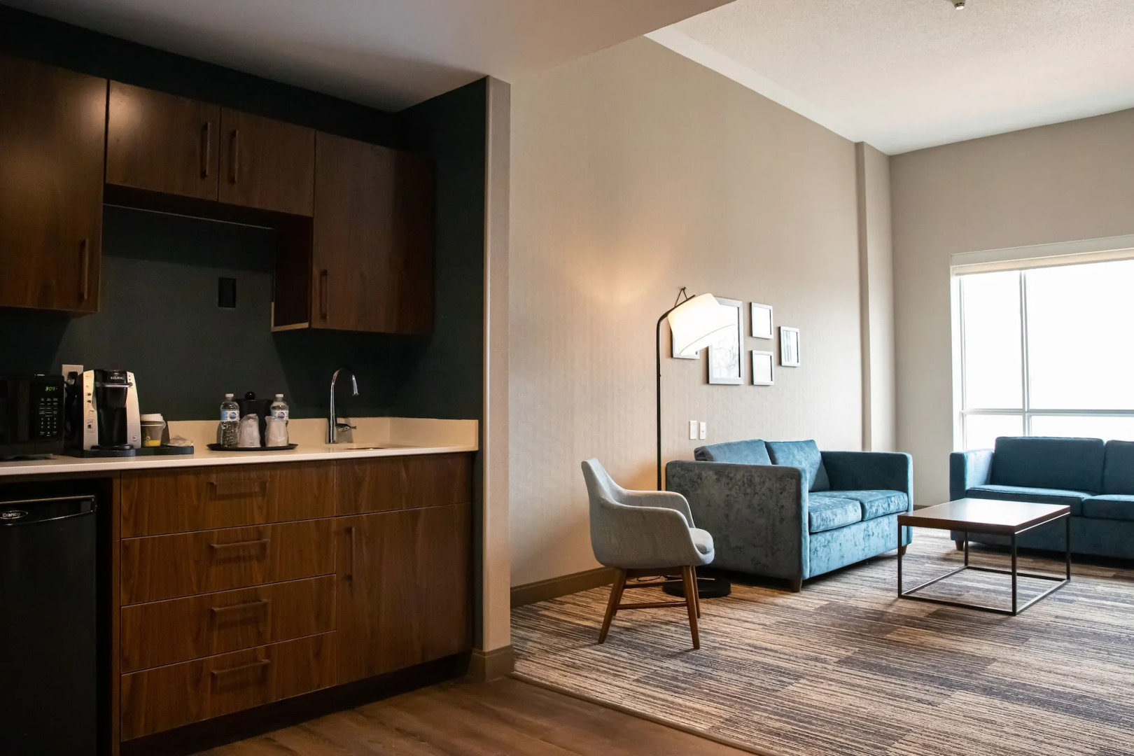 Four Points by Sheraton Point Edward Sarnia