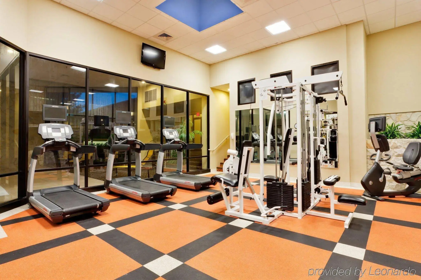 Crowne Plaza Hotels & Resorts Reading