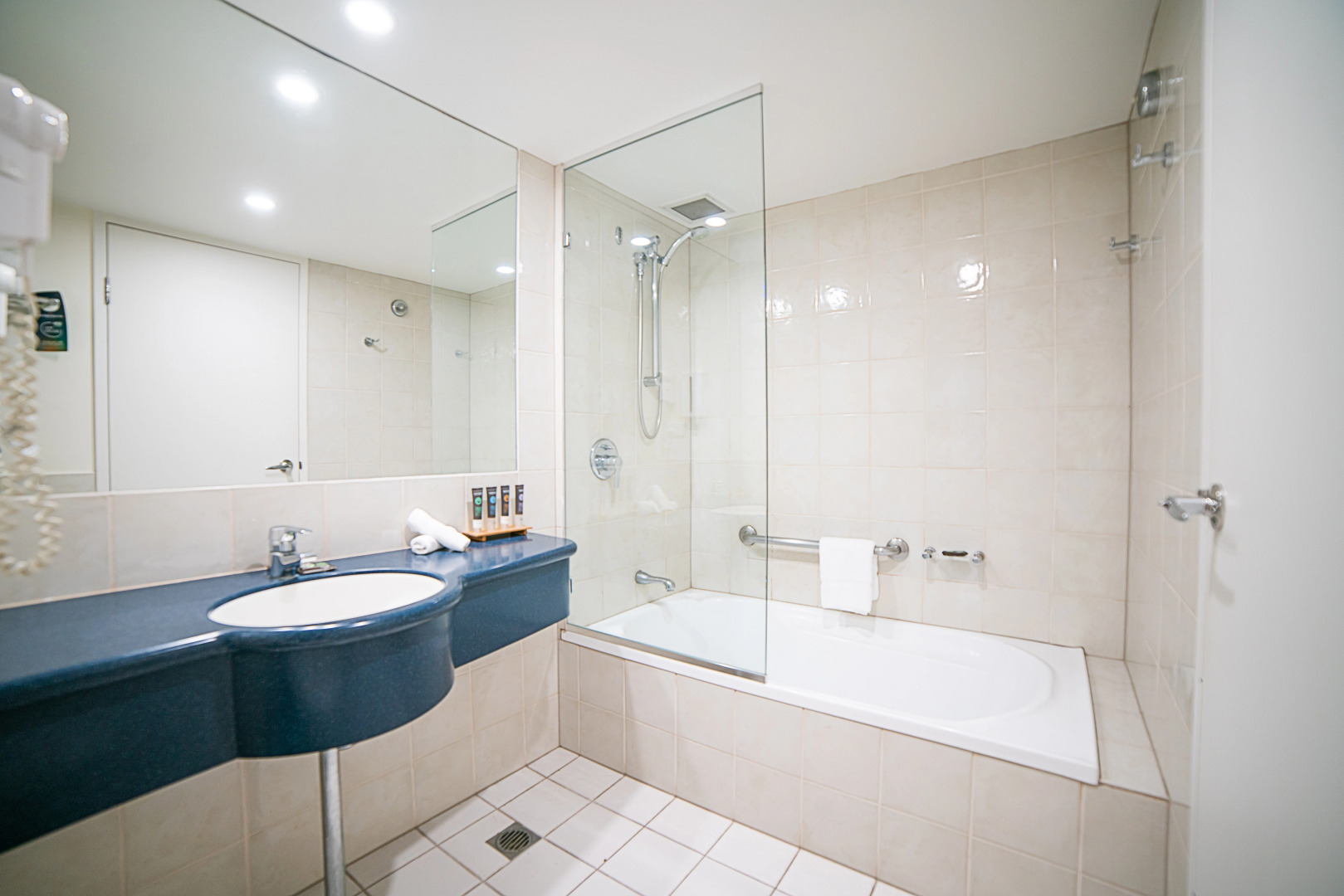 Novotel Cairns Oasis Resort