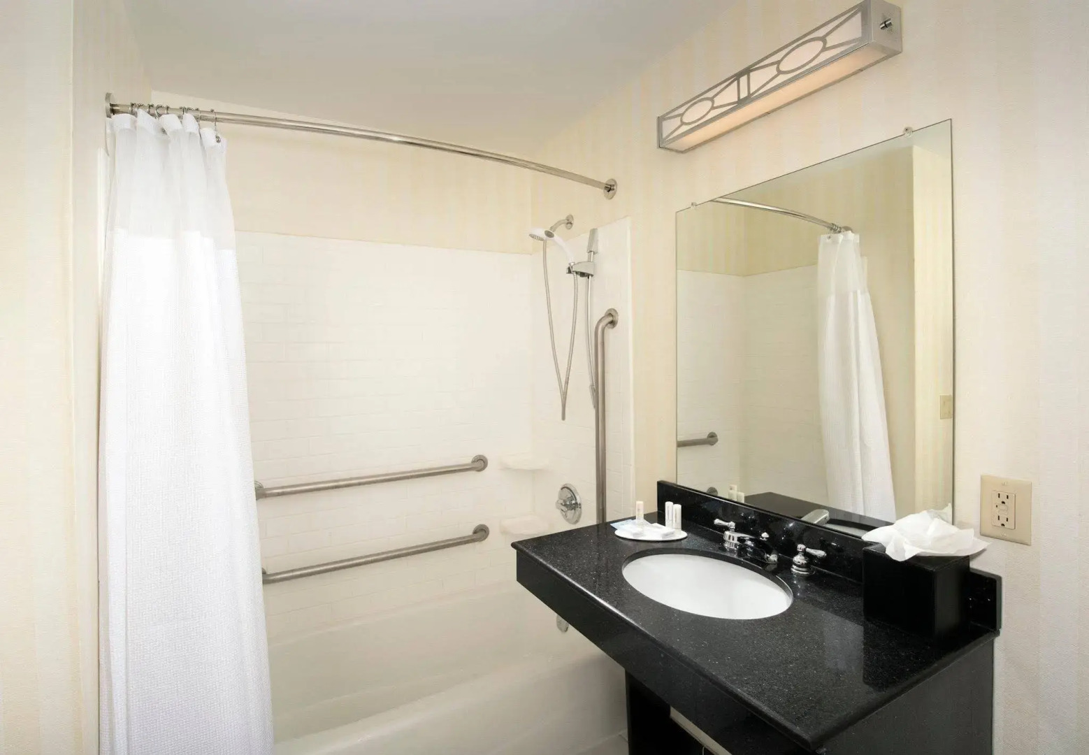 Fairfield Inn & Suites Weatherford