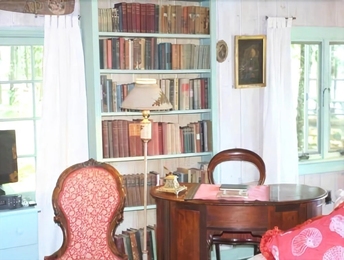 Bungalow - Three Bedroom Cottage