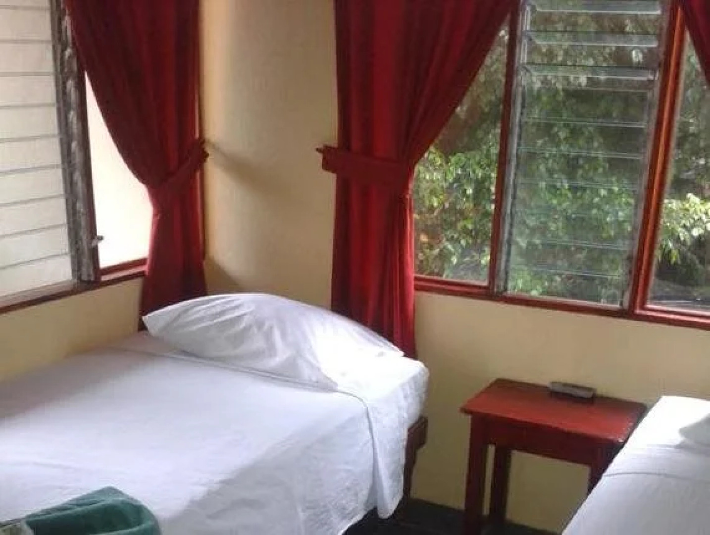 Cabinas & Restaurante Cristina