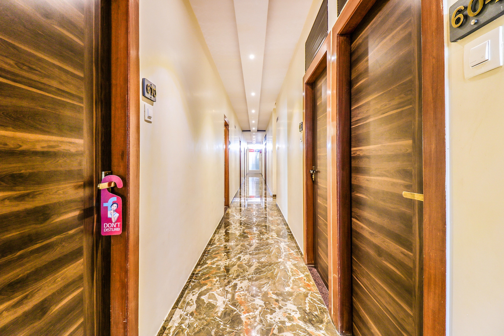 FabHotel Aksa International