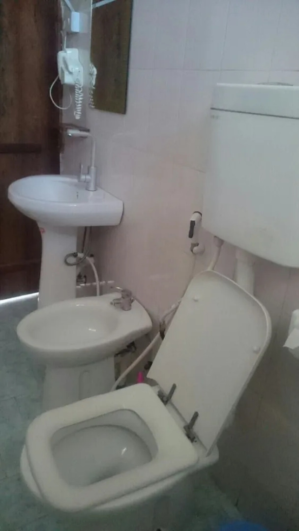 H & H Beach Bungalows