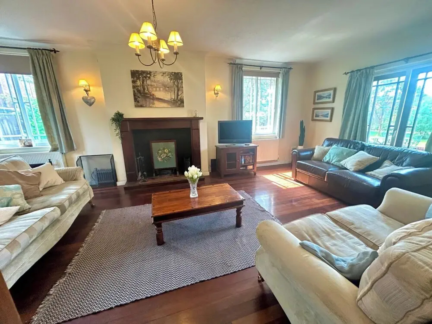 Private Lincoln Retreat - 4 Bedroom House