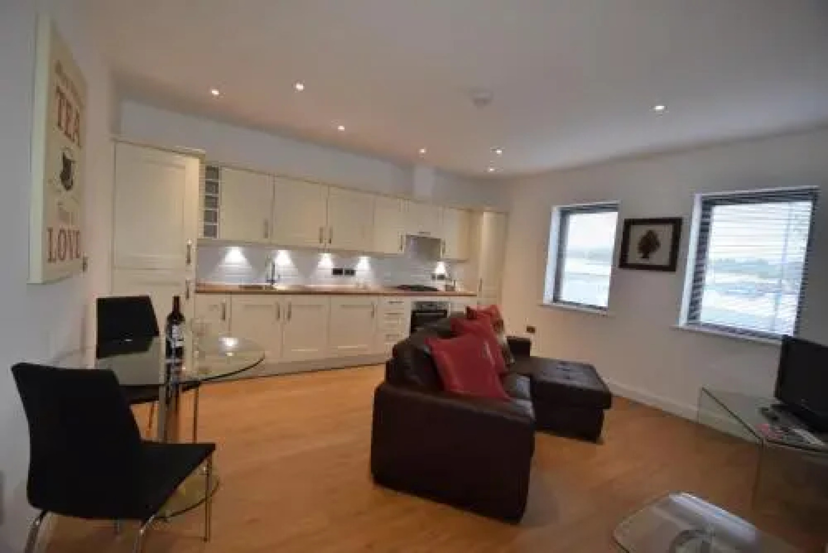 Midland Way Apartments by Your Stay