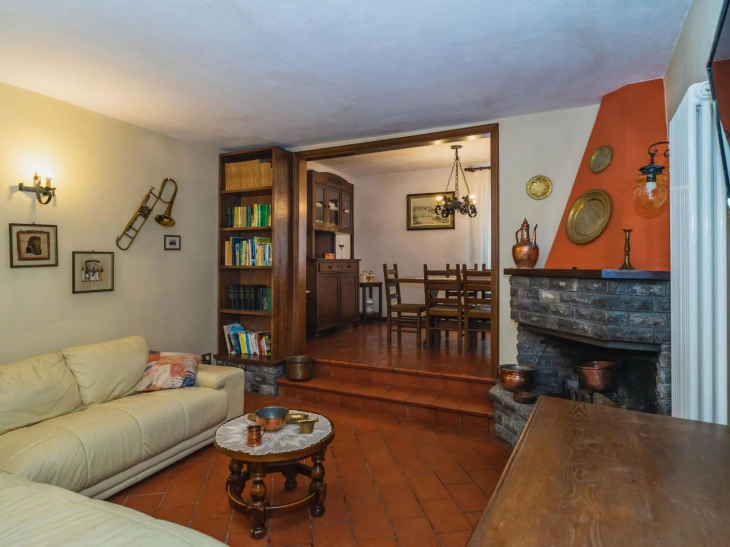 Cheerful holiday home in Poggio with private garden