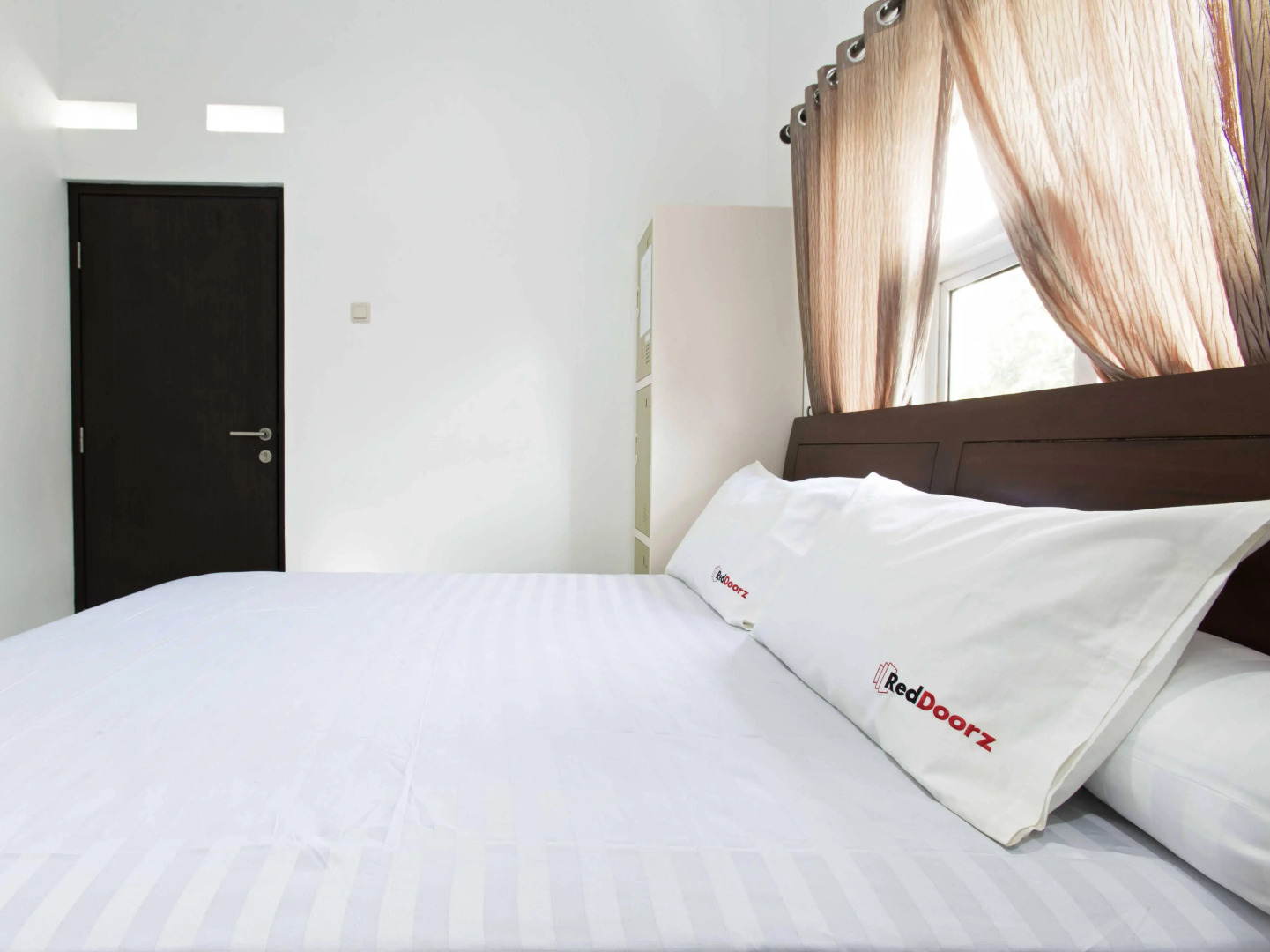 RedDoorz Near Sudirman Station