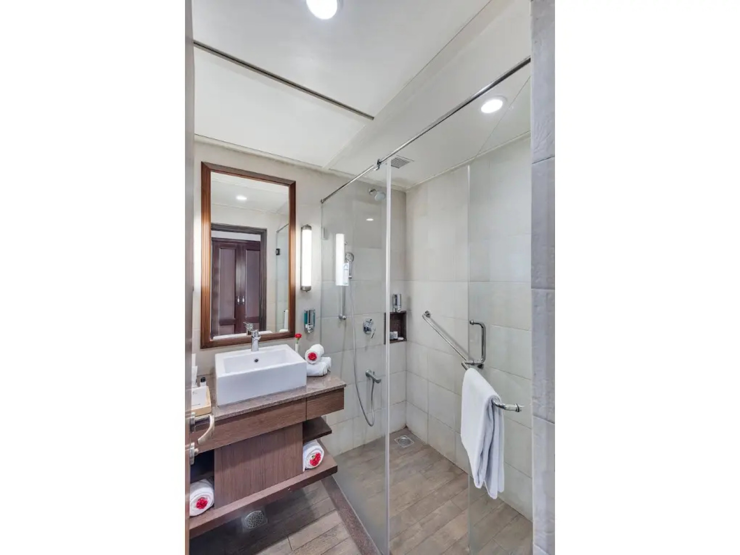 Pristine Peaks Naldehra