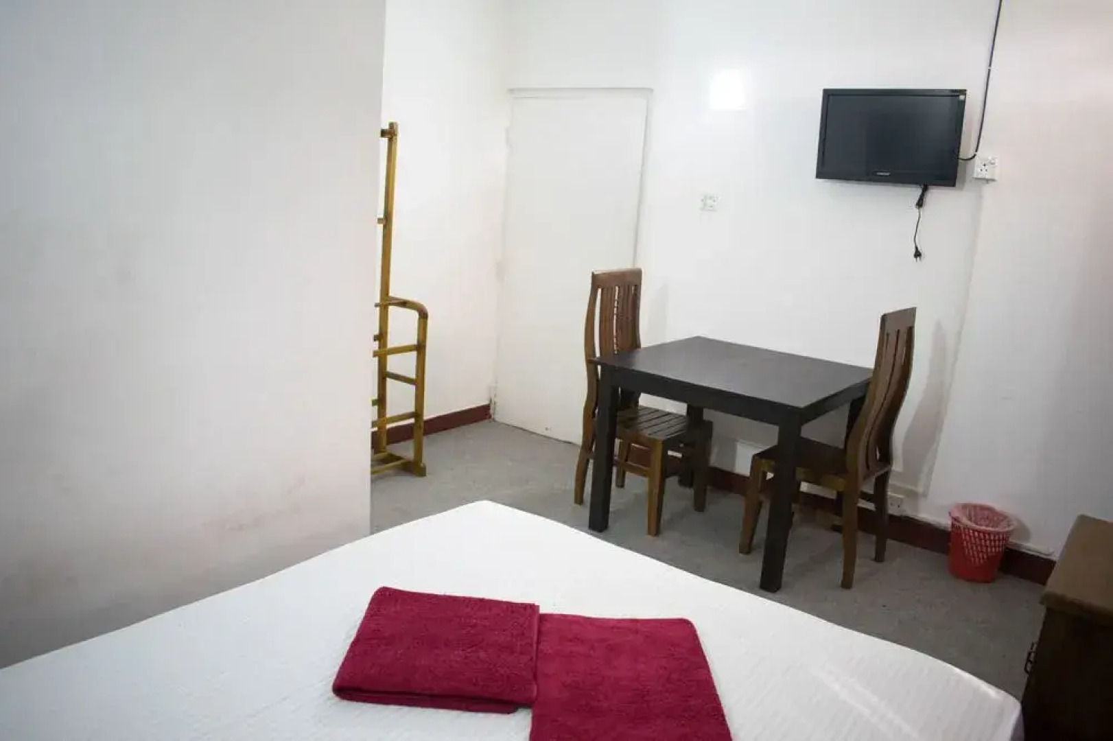 Yoho Vijayakumarathunga Mawatha