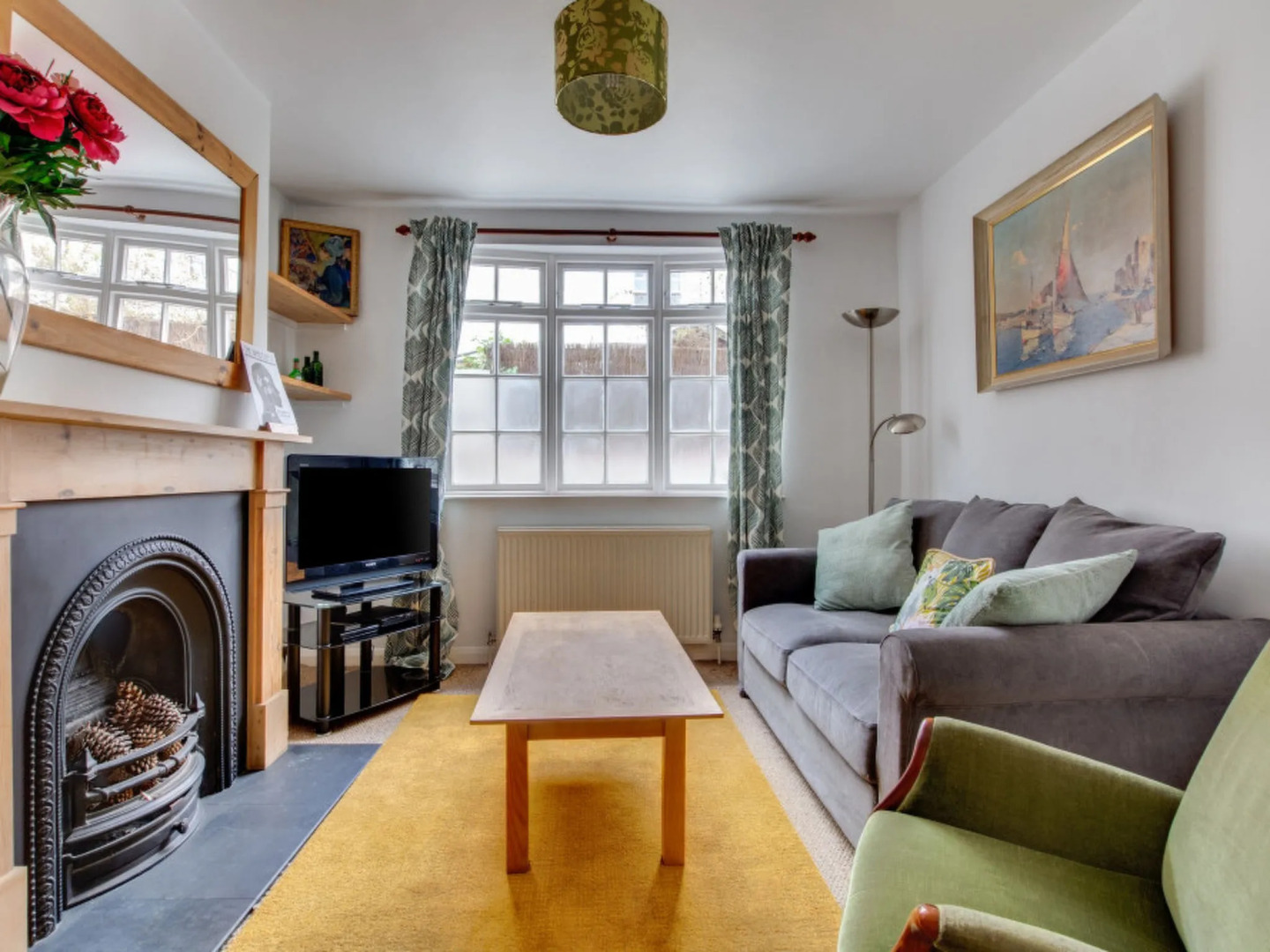 Holiday Home Crown Gardens