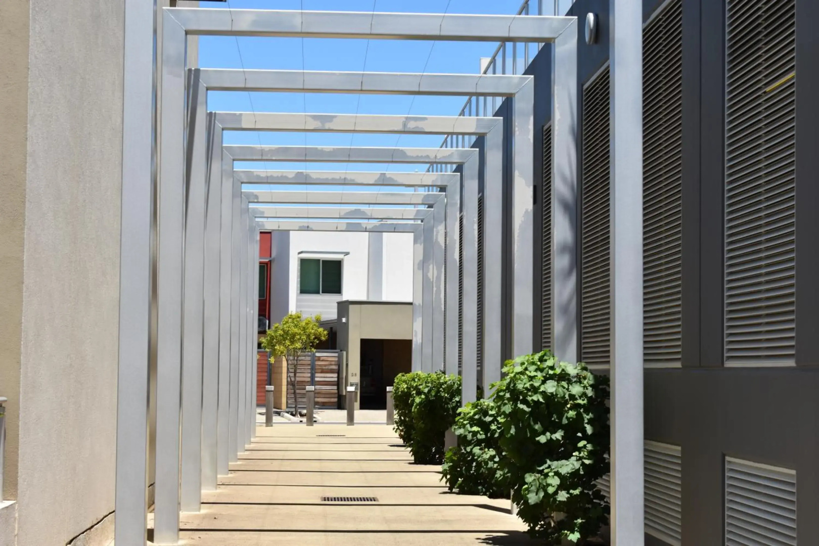 Breakwater Apartment