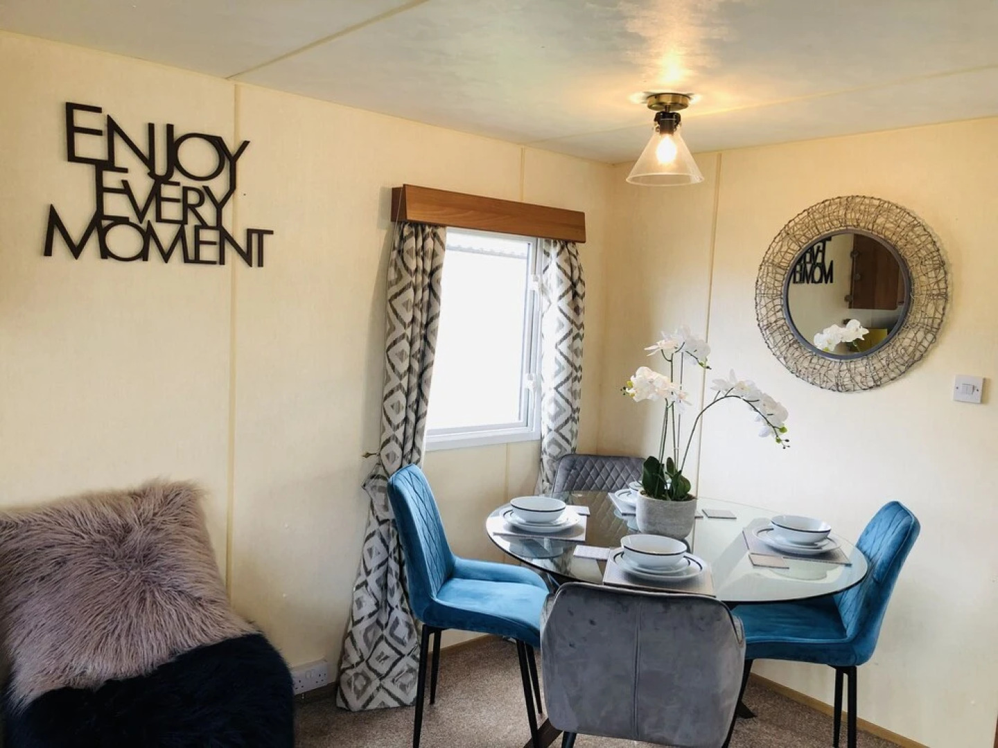 Luxury 6 Birth Caravan at Withensea Sands Resort