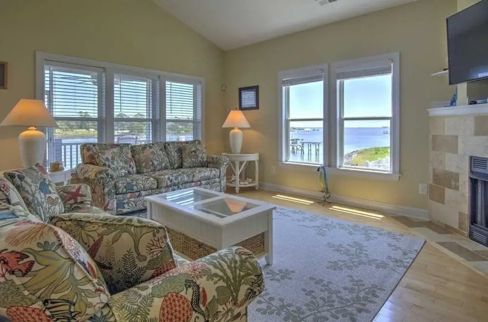 Panacea 4 Bedroom Home by Redawning