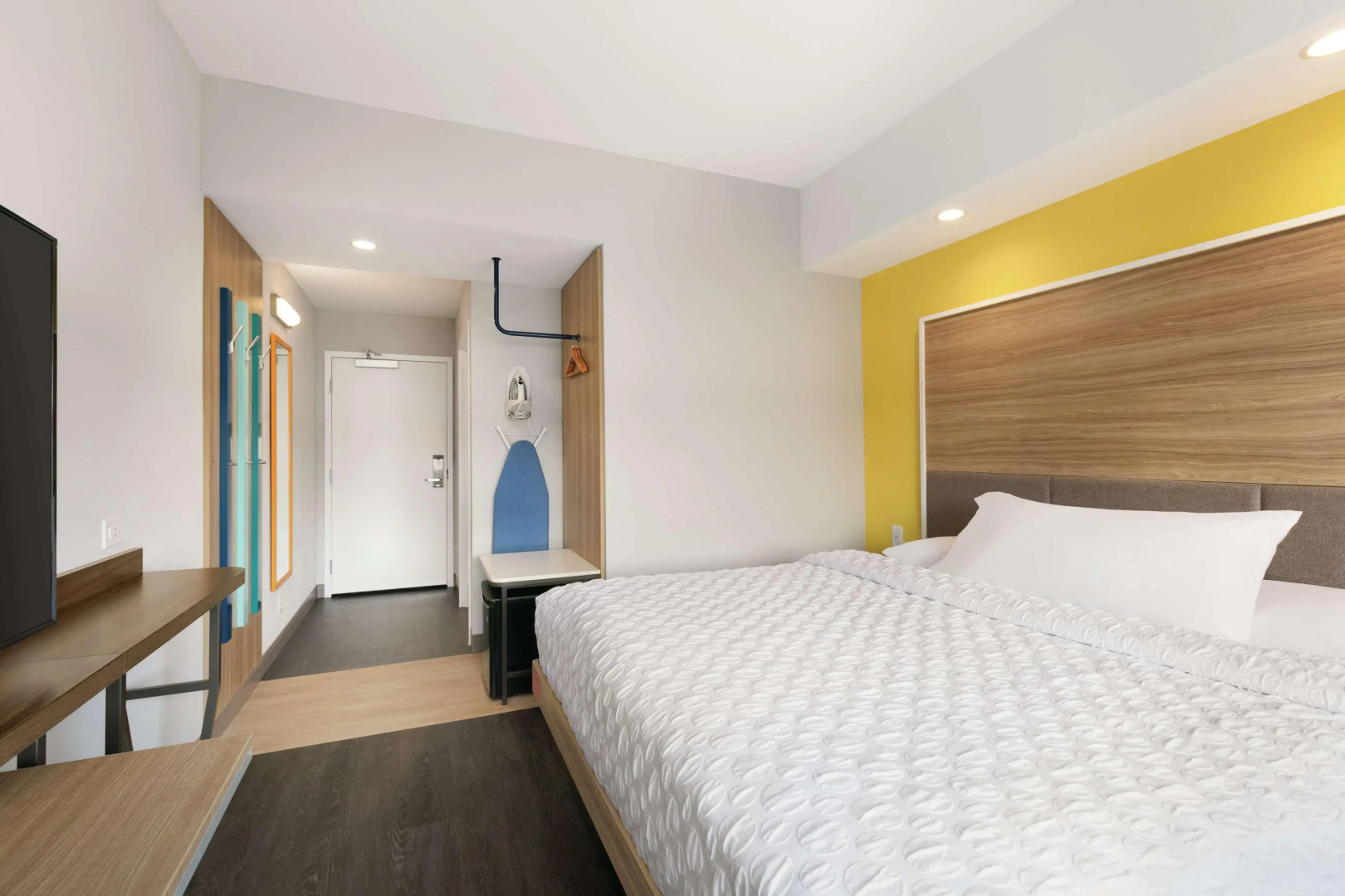 Tru by Hilton Williamsville Buffalo Airport