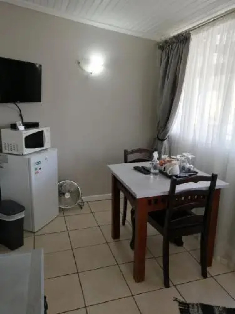 Swartberg Guest House