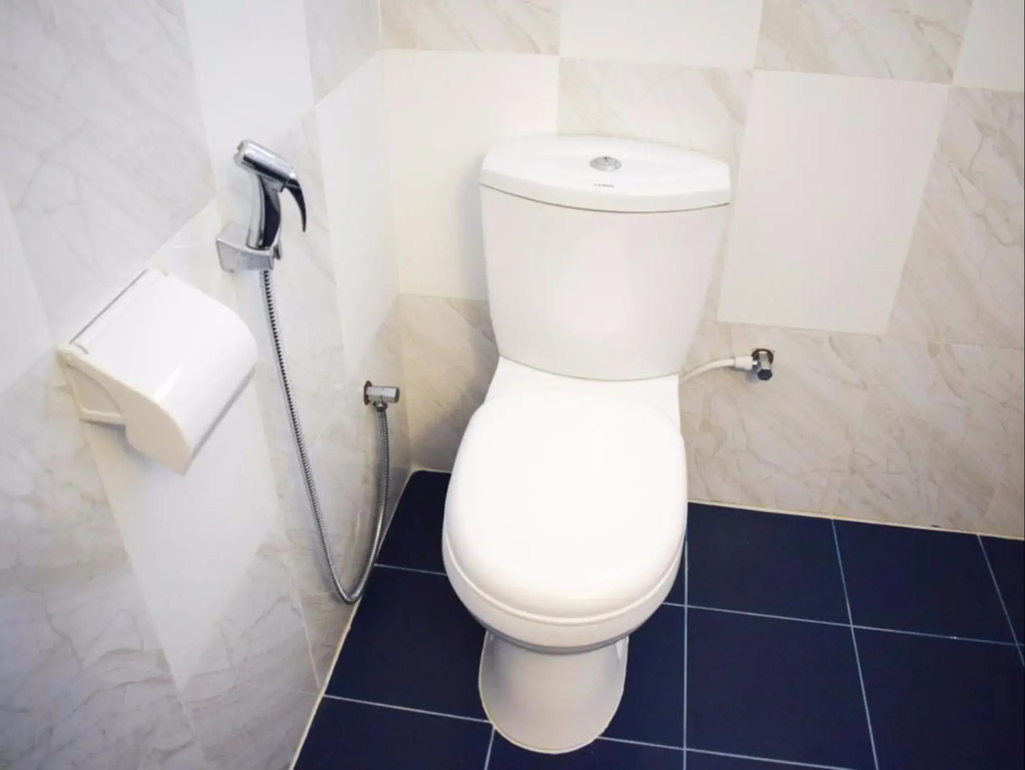 Yoho Menarigama Road