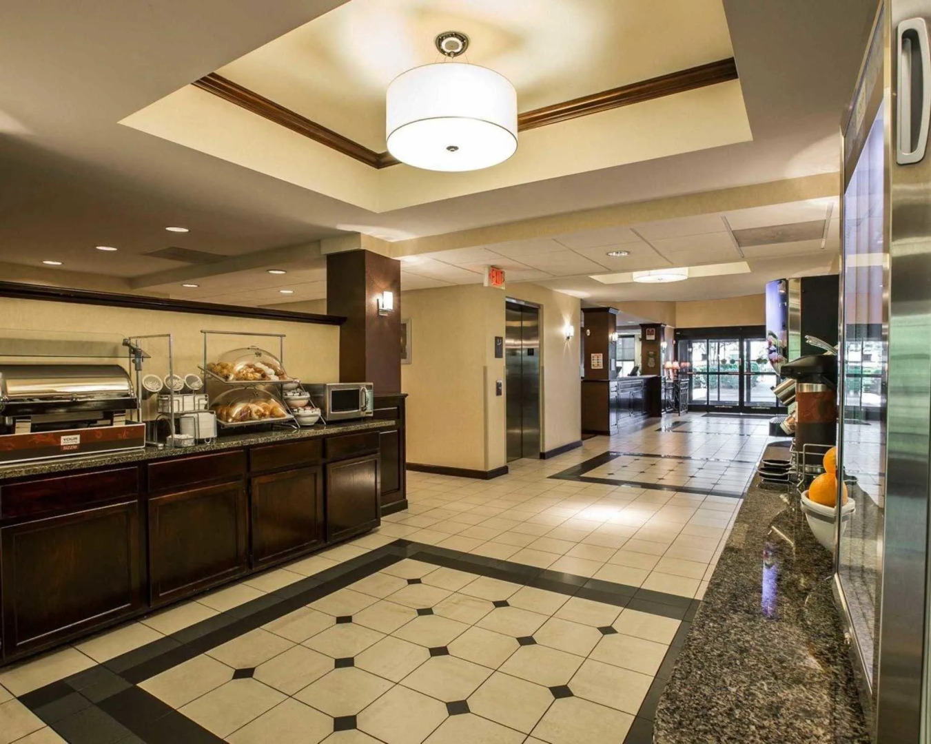 Comfort Suites Hanes Mall