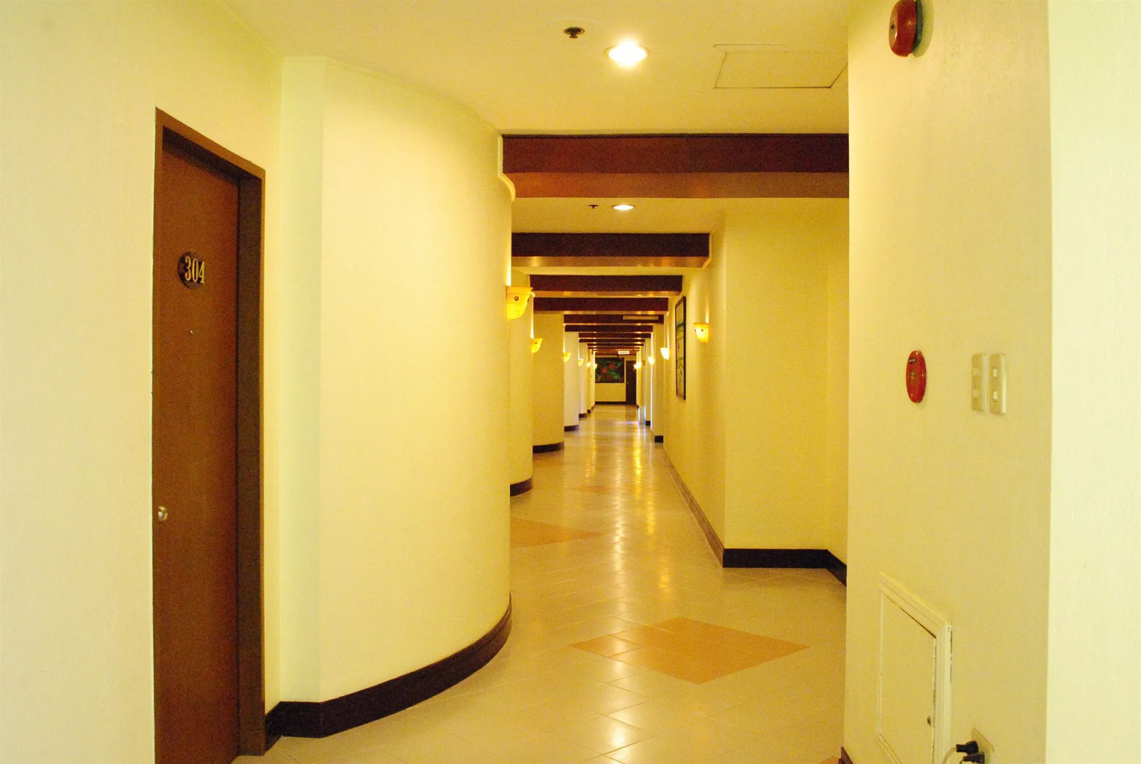 Country Village Hotel