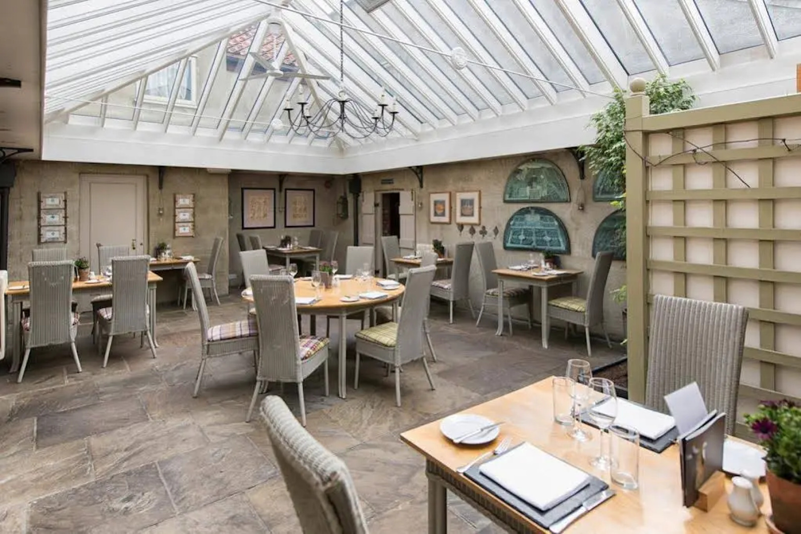 The General Tarleton Inn