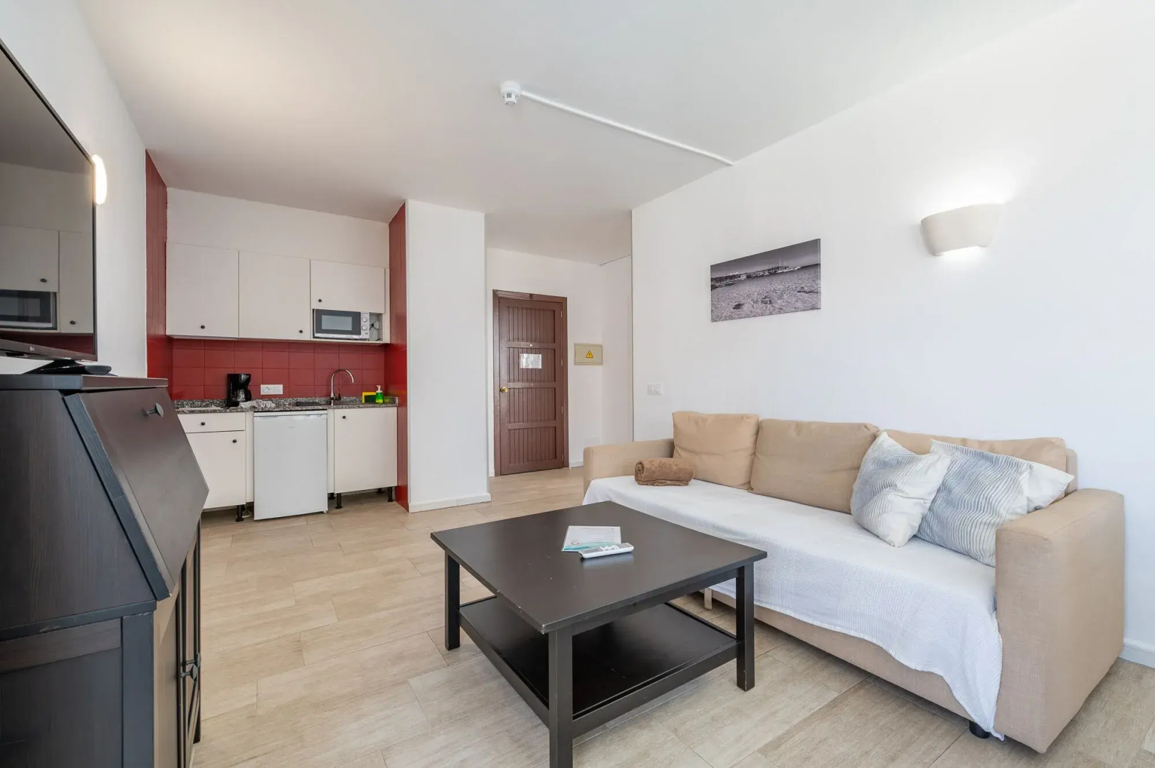Orange Colom Seaside Apartments