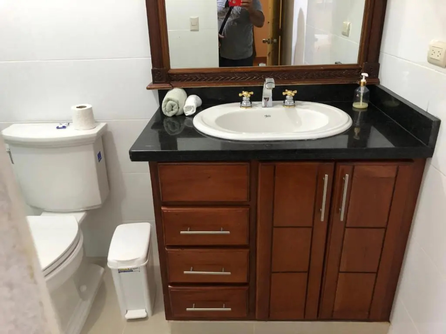 Villa de Colores By Hospedify- 3 villas para 36 personas con Piscina, Cancha, Jacuzzi, y Gazebo