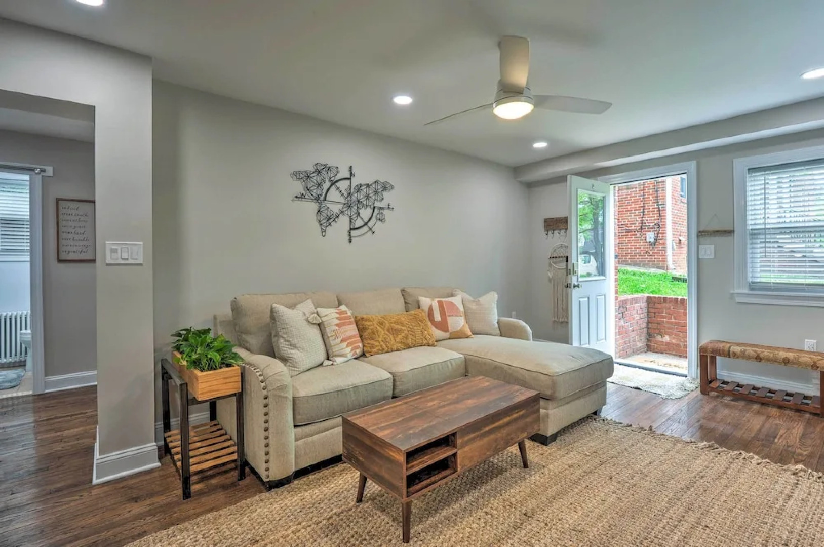 Takoma Park Apt w/ Wood Fire Pit < 8 Mi to DC