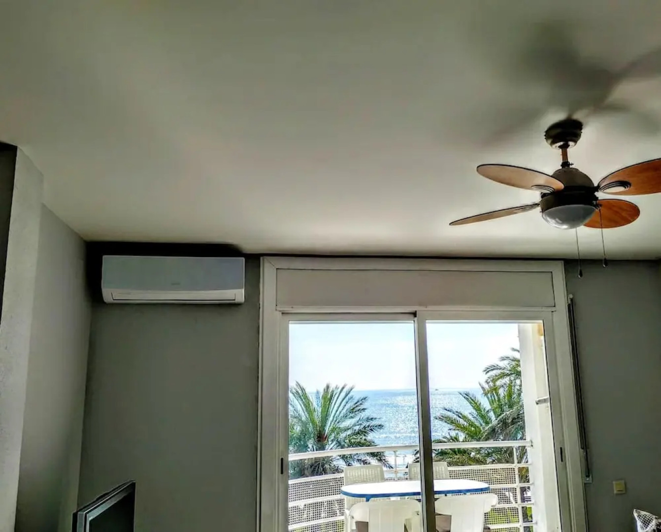 Apartment With 2 Bedrooms in Cubelles, With Wonderful sea View, Private Pool, Enclosed Garden Near the Beach