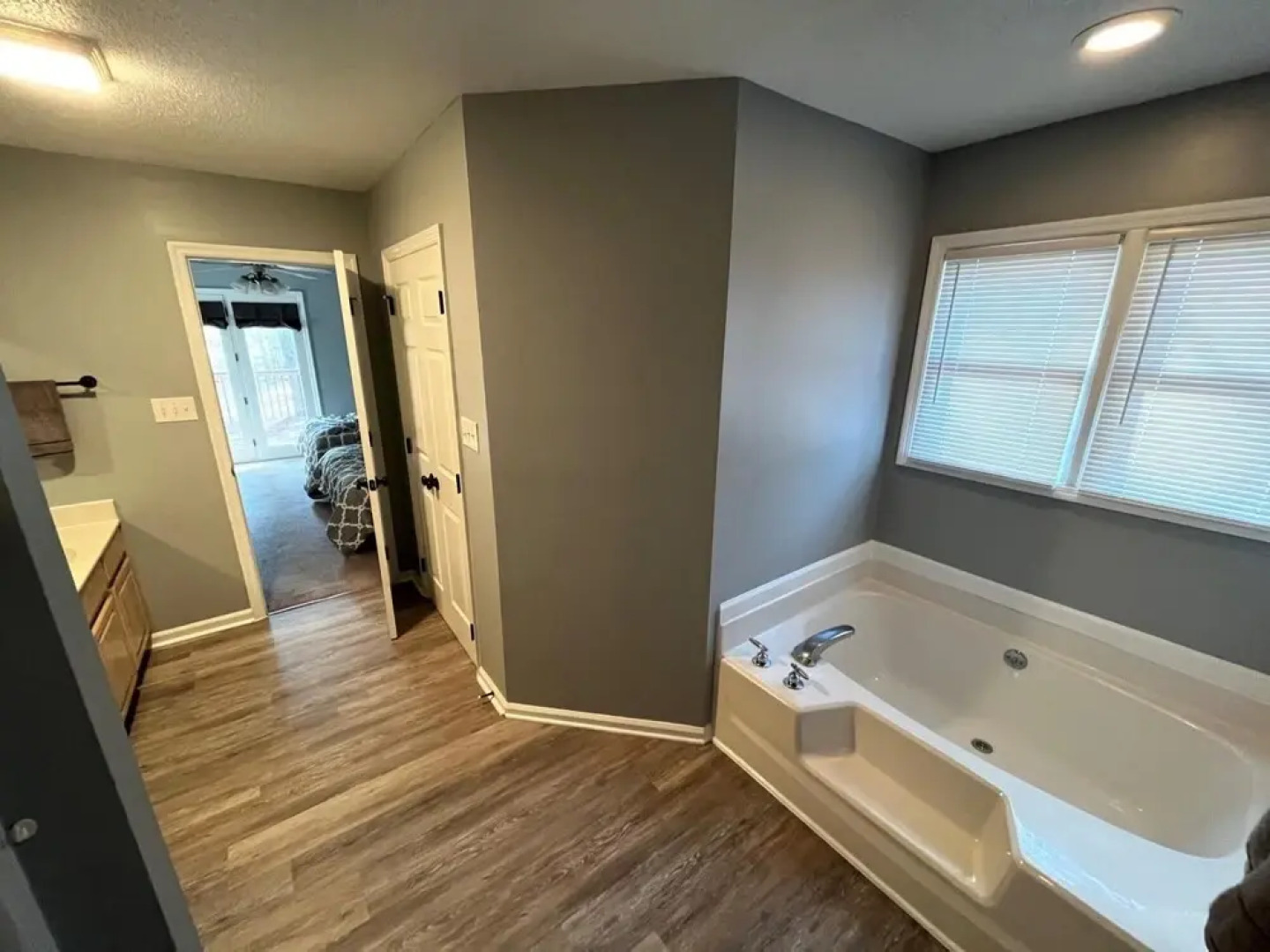 860 Monticello Drive