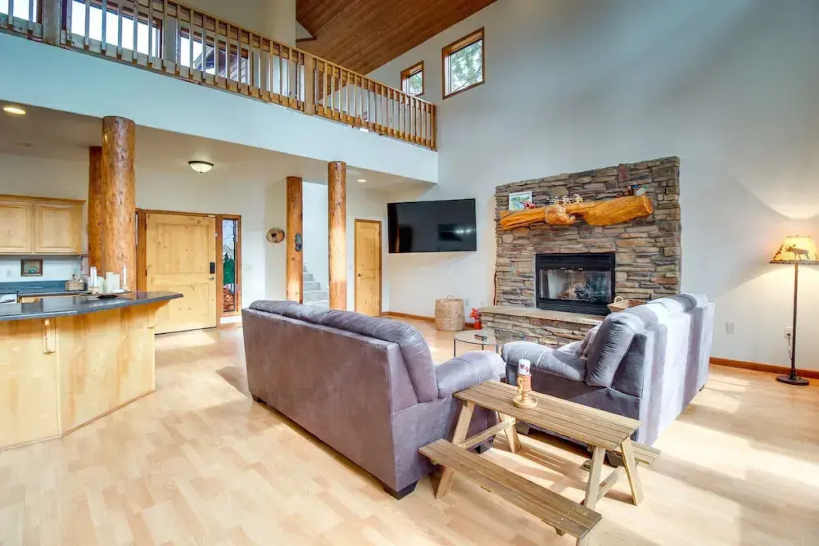 Show Low Home ~ 4 Mi to Fool Hollow Lake!