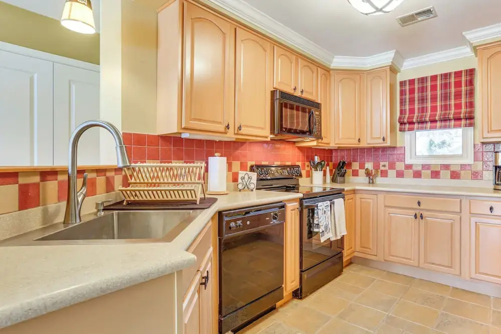 < 1 Mi to Mountain Creek Resort: Condo w/ Balcony