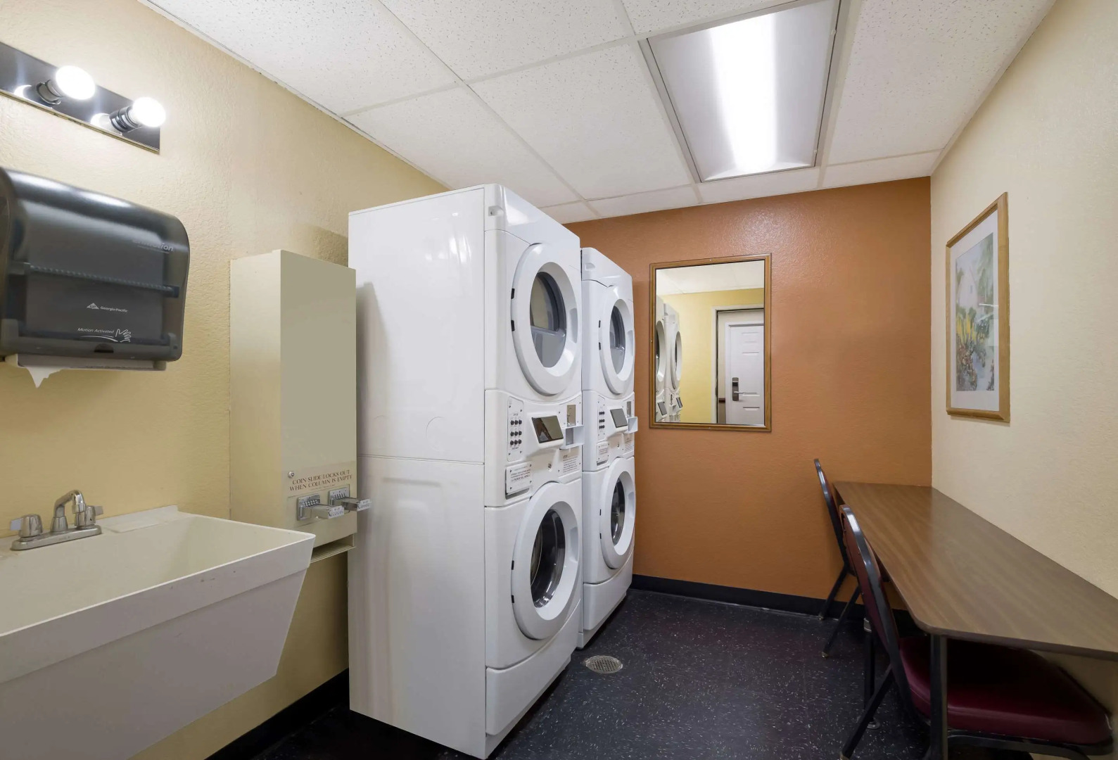 Quality Inn & Suites Medford Airport