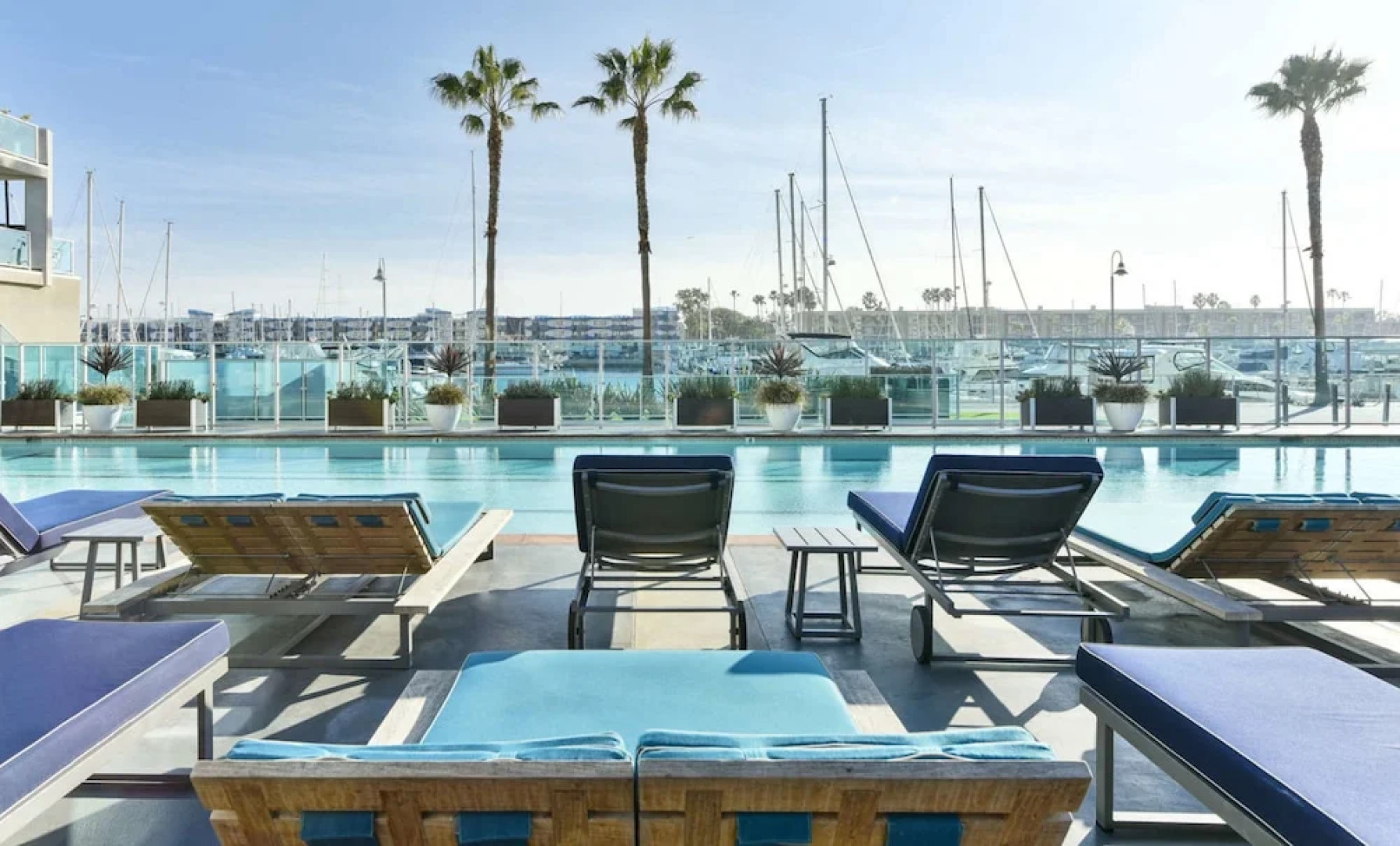 Waterfront Suites At Marina Del Rey