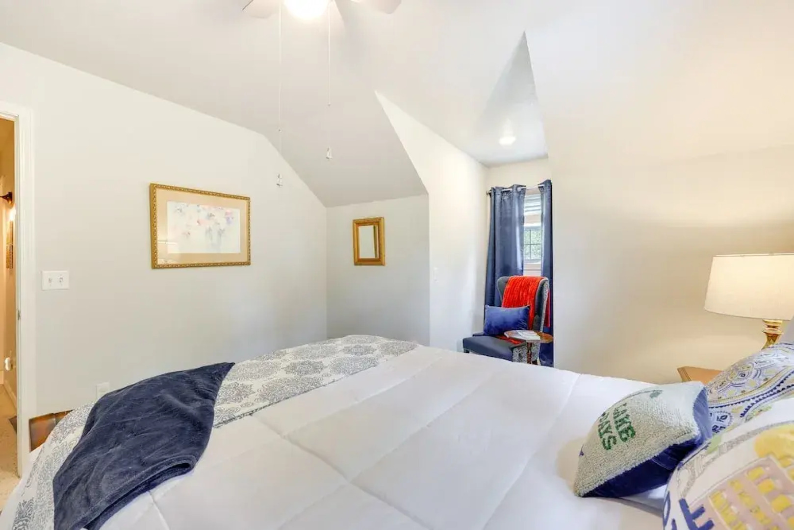 Peaceful Rogers Home Near Beaver Lake!