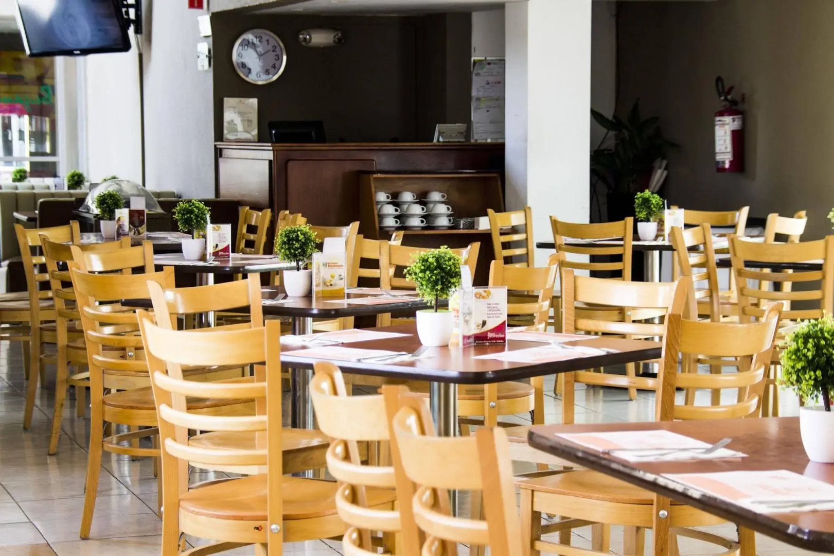 La Posada Hotel & Suites