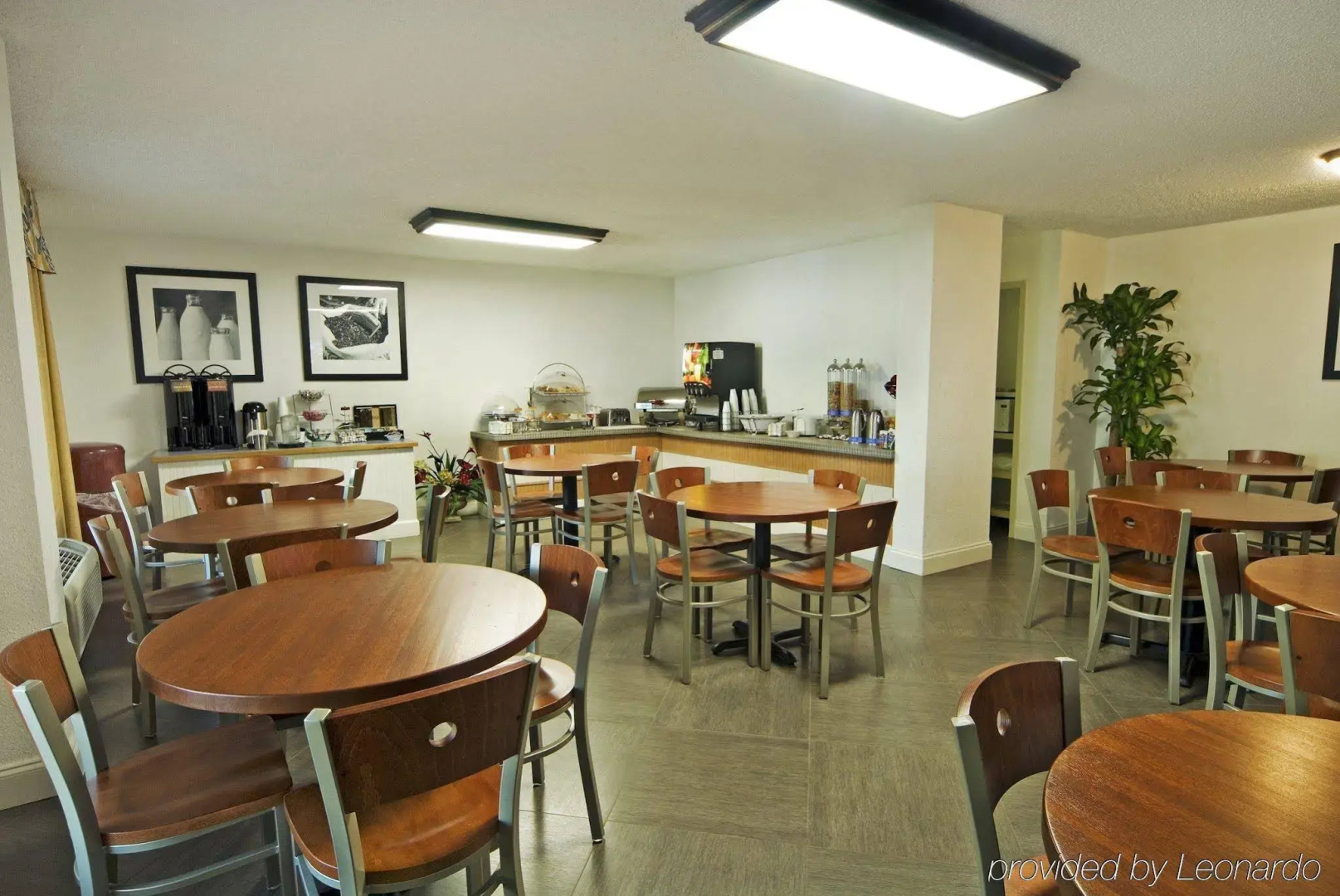 SureStay Hotel by Best Western St. Pete Clearwater Airport
