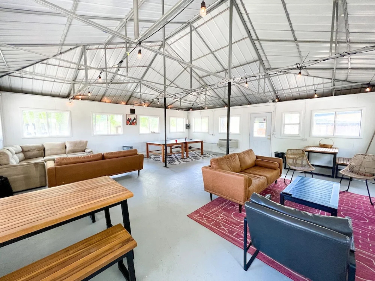 Cedar Creek Lodging & RV Park