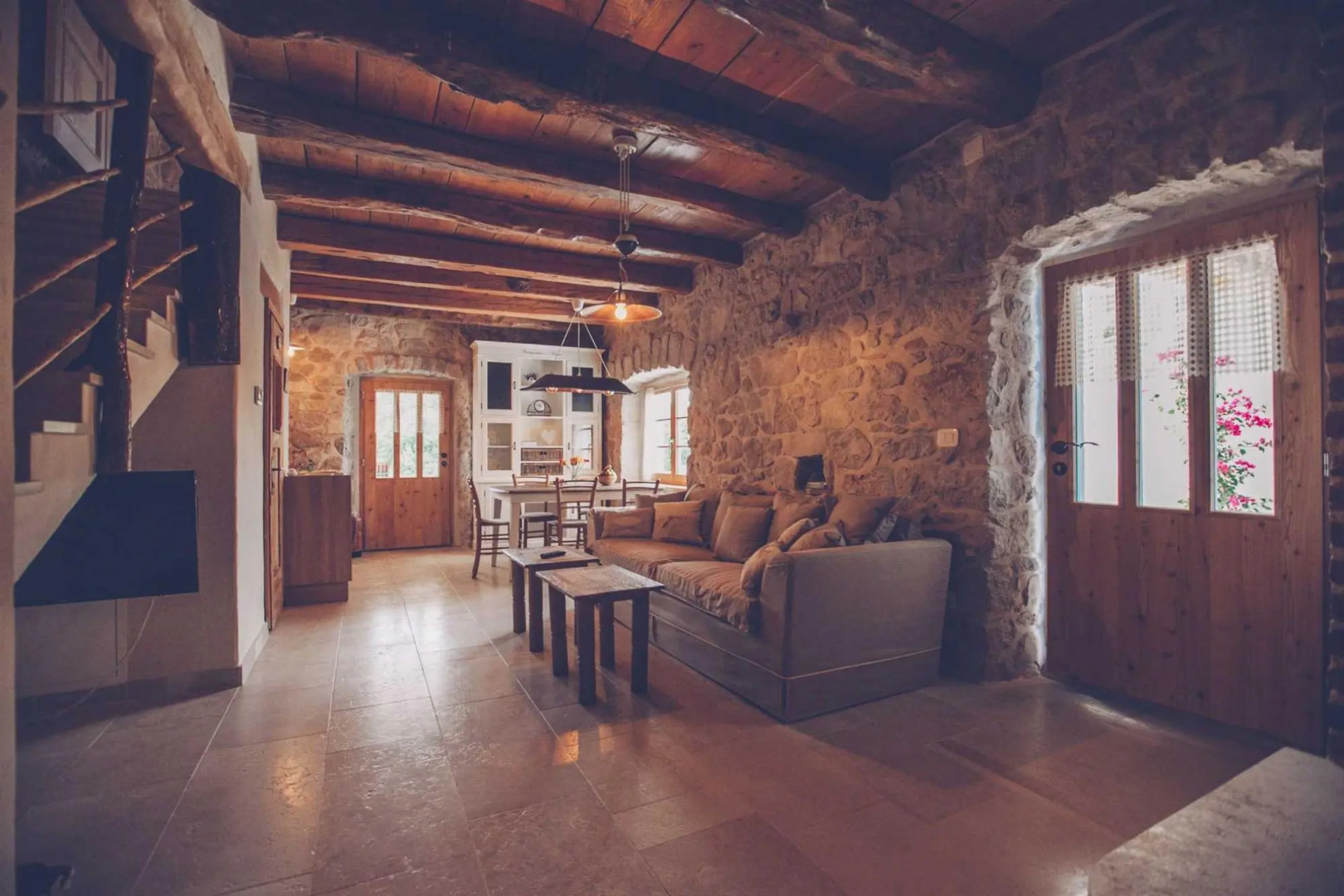 Villa DELUXE in Gabonjin