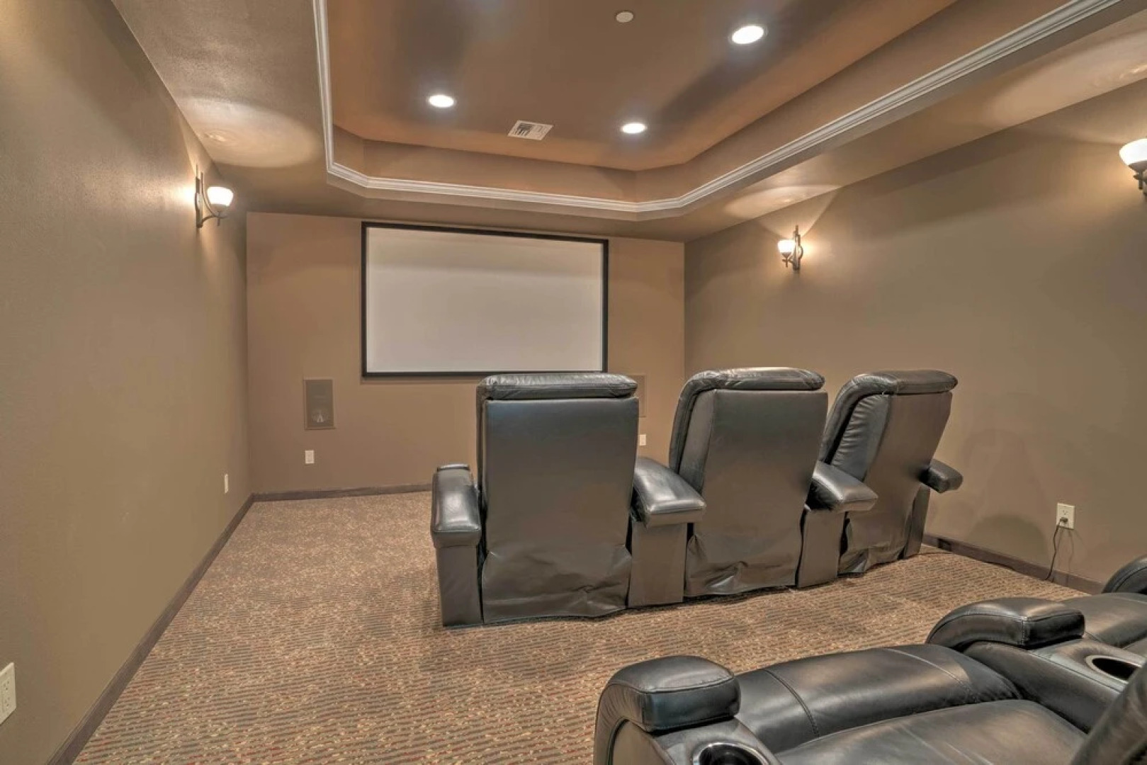 Luxurious Getaway w/ Hot Tub in Suncadia Resort!