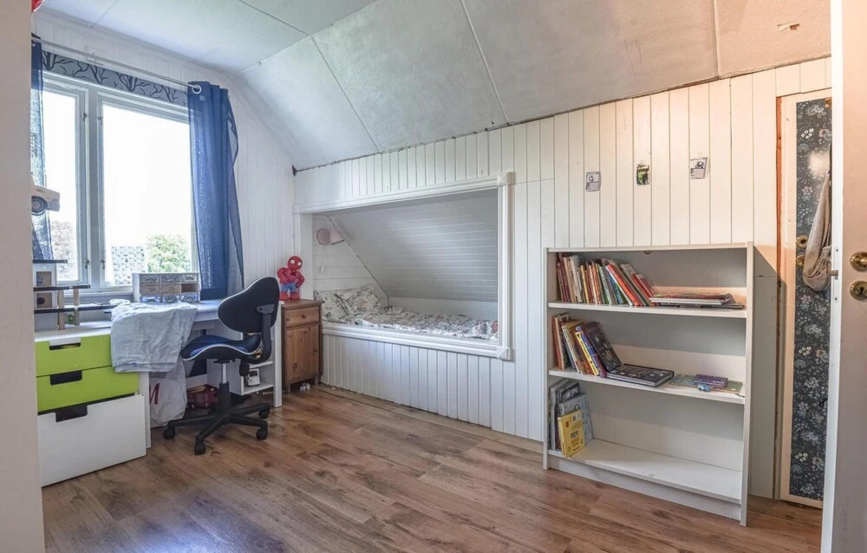 Beautiful Home in Vara With 4 Bedrooms and Wifi