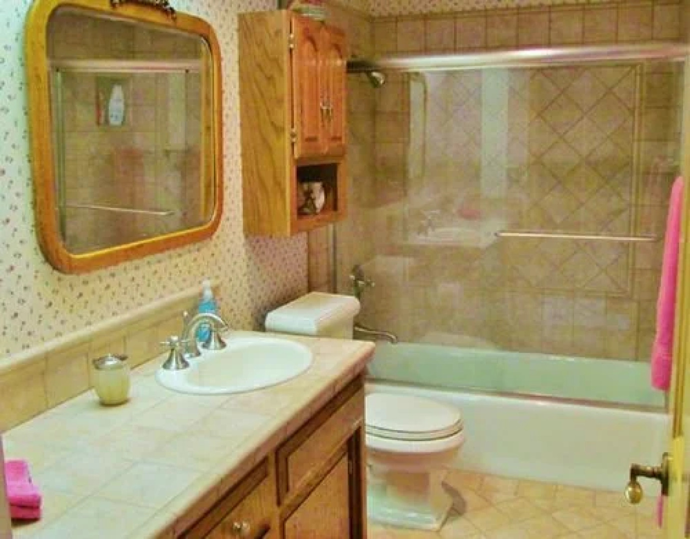 Waterfront Lakeview Ave Tahoe Condo Rental by RedAwning