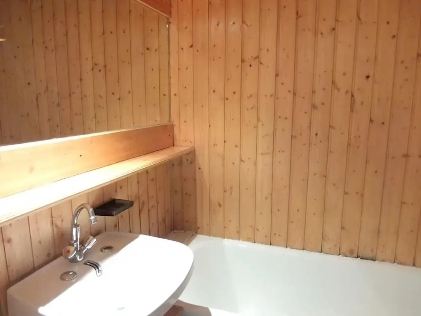 House With 2 Bedrooms in Loudenvielle, With Wonderful Mountain View and Furnished Garden - 5 km From the Slopes