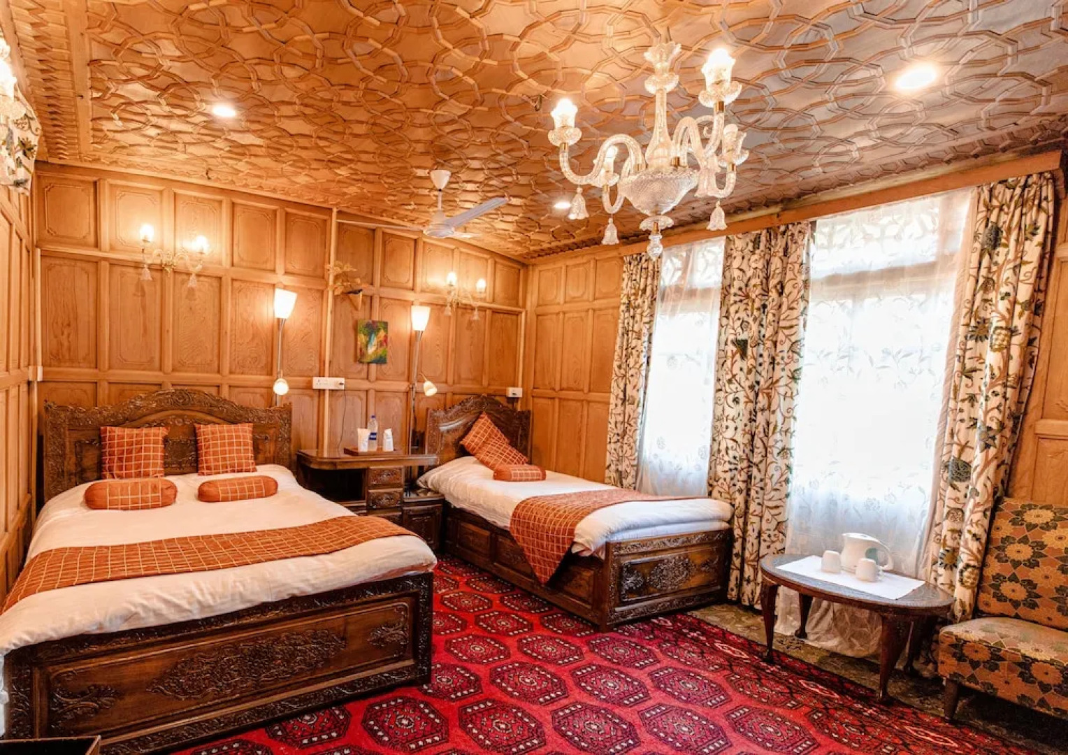 Sea Hawk Group Of Houseboat